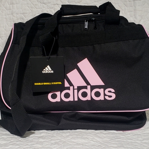 Adidas duffle bag - Picture 1 of 3